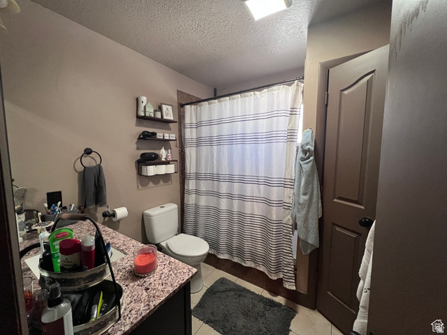 174 North 500 East Logan, UT 84321 - Photo 28 of 32 Main Level Bath