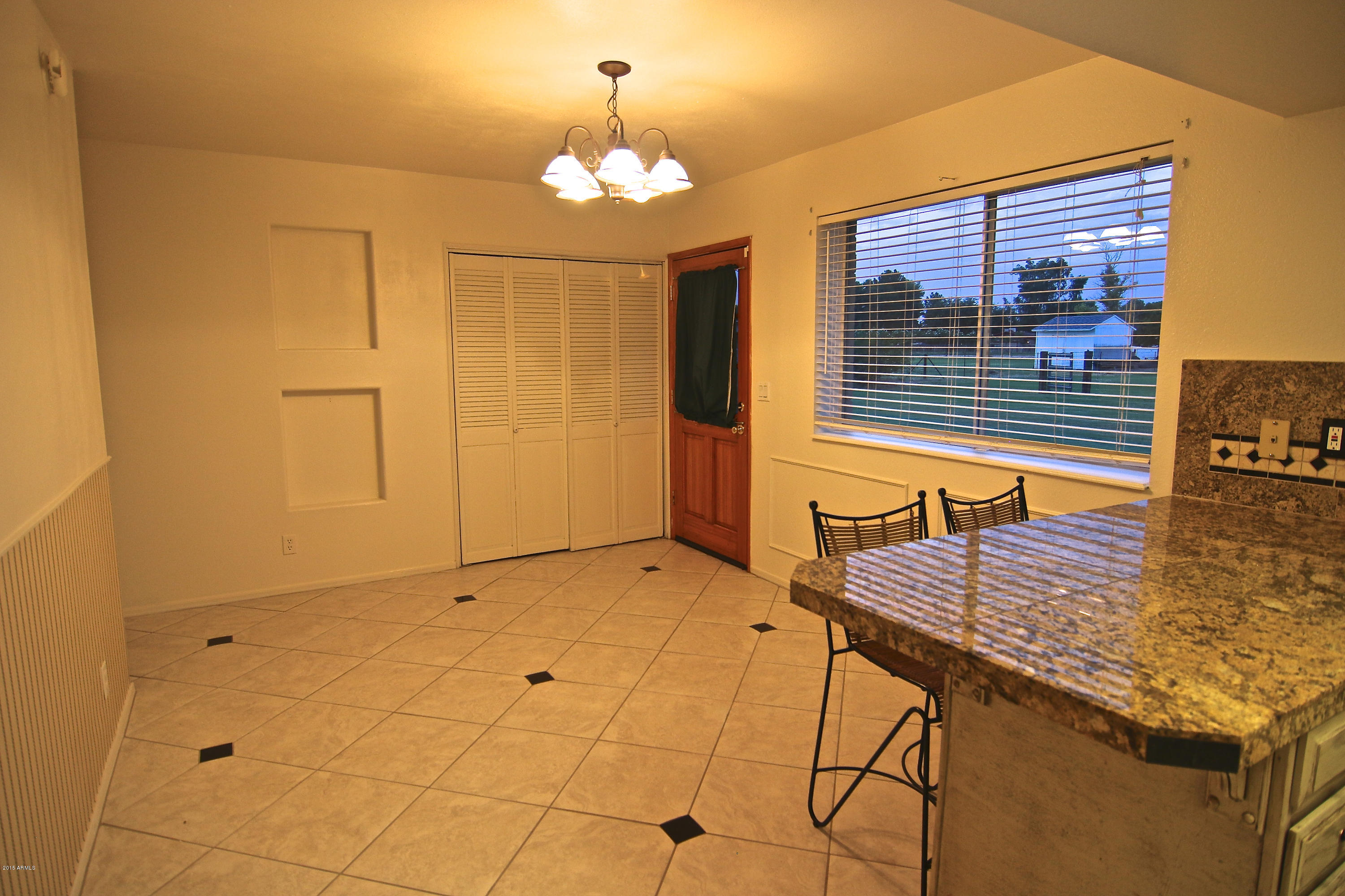 6506 West Baseline Road Laveen, AZ 85339 - Photo 9 of 38 Dining