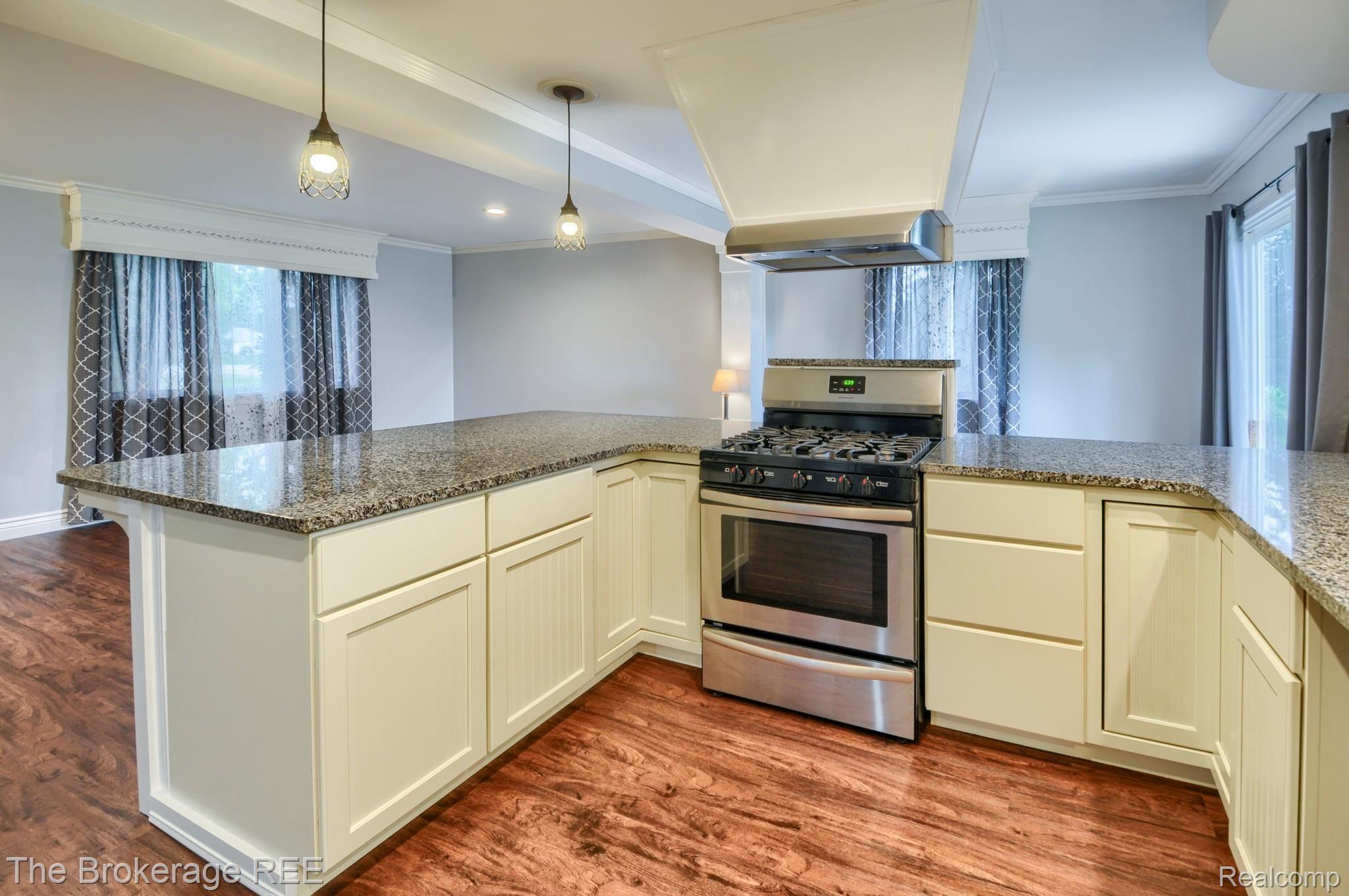 5241 North State Road Davison, MI 48423 - Photo 6 of 44 SD3_8740-HDR(5).jpg