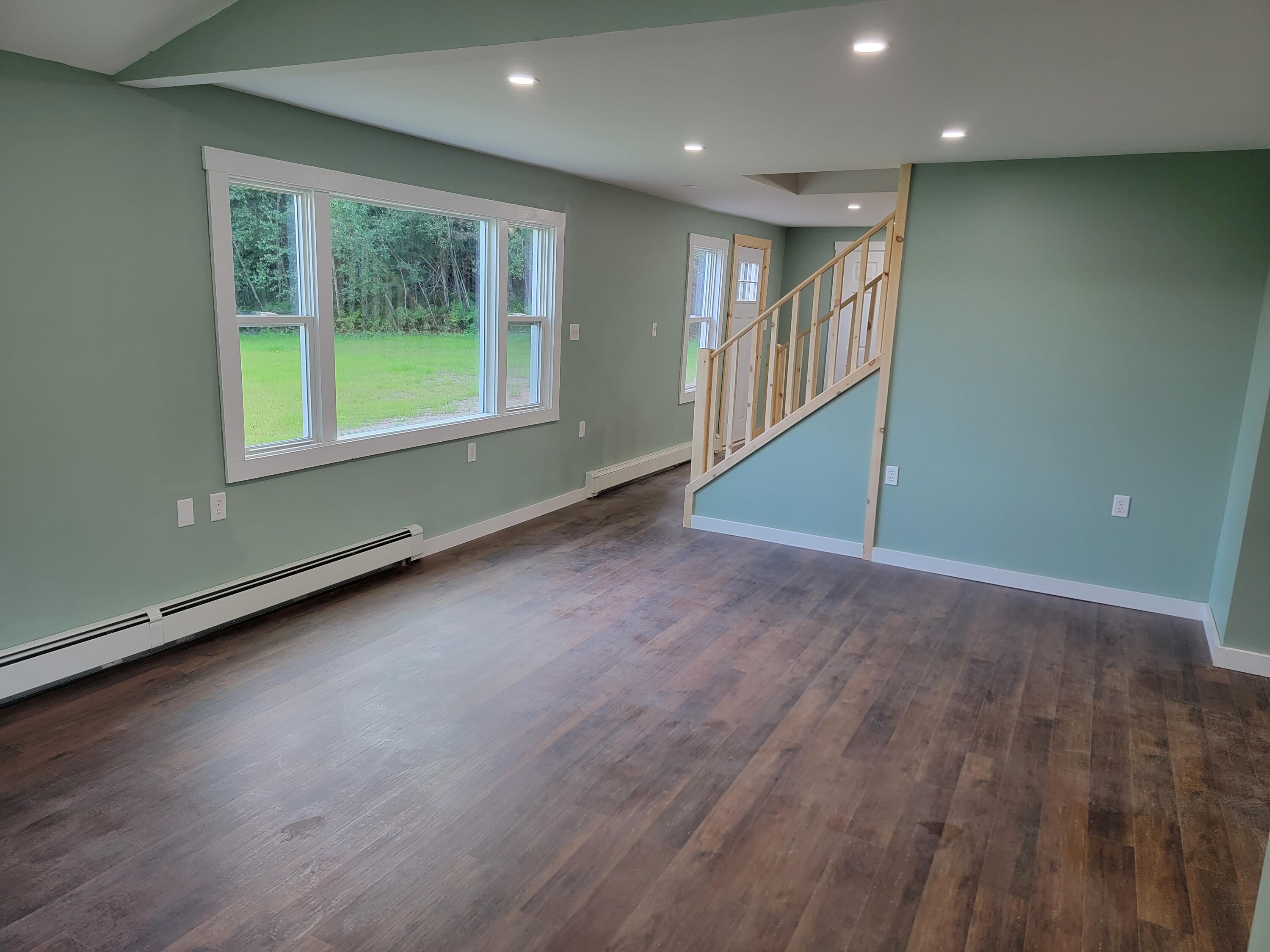 346 Middle Street Farmington, ME 04938 - Photo 11 of 40 346 Middle St