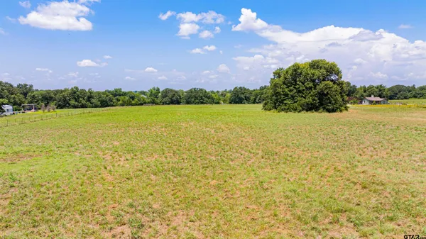 $325,000 | 95 County Road 3565, Dike, TX 75437