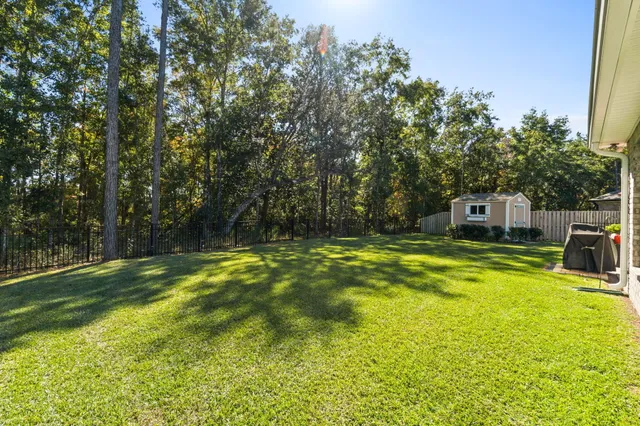 a view of outdoor space yard and patio