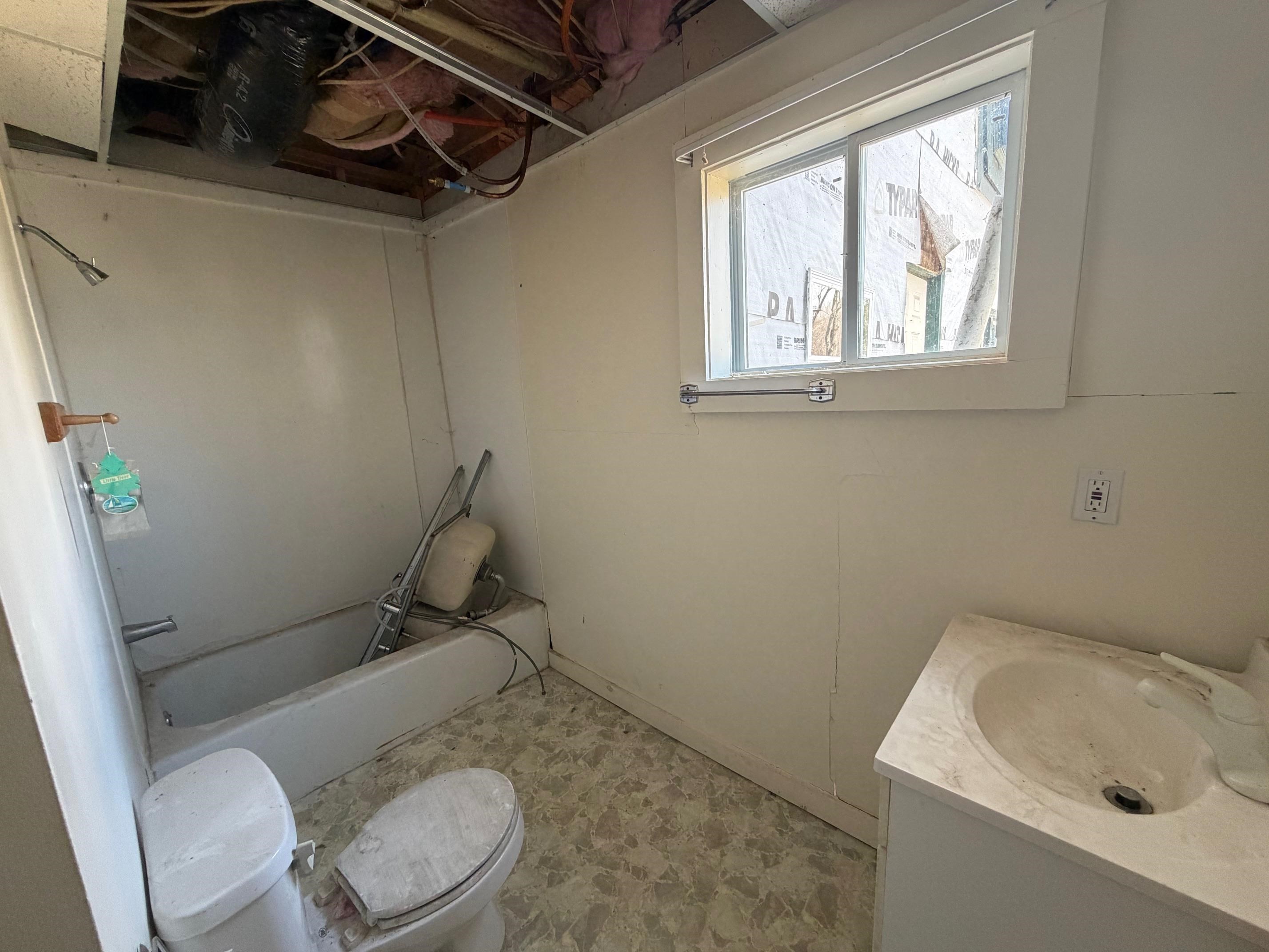 20 High Street Colebrook, NH 03576 - Photo 13 of 18