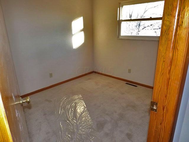 109 Chase Road Columbus, OH 43214 - Photo 6 of 10 Gallery Image 6