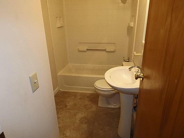 109 Chase Road Columbus, OH 43214 - Photo 8 of 10 Gallery Image 8