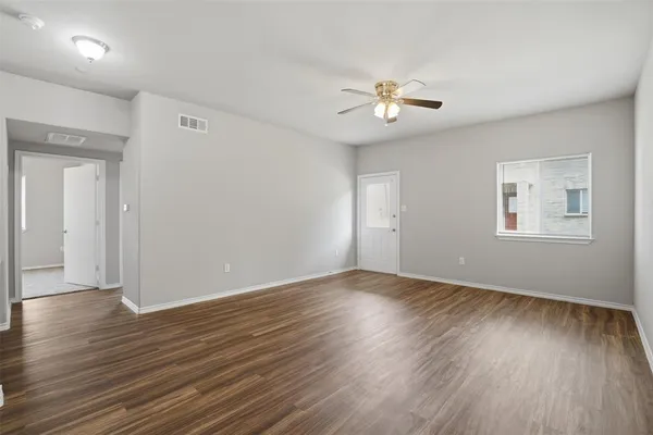$1,495 | 514 East Hazelwood Street, Unit B, Princeton, TX 75407