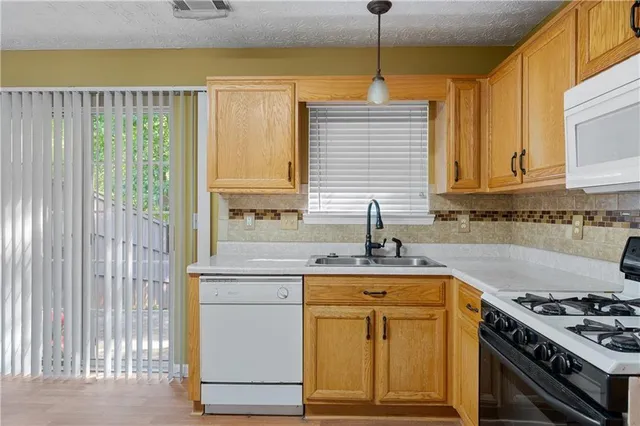 $159,000 | 3127 Fields Drive, Lithonia, GA 30038