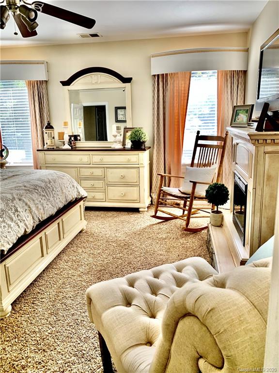 5907 Johnson Road Lake Wylie, SC 29710 - Photo 7 of 19 Gallery Image 7