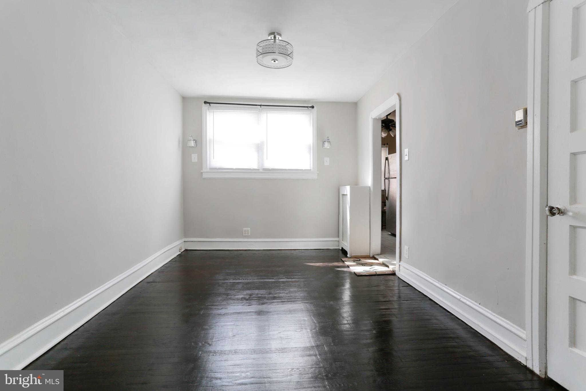 516 Hampden Road Upper Darby, PA 19082 - Photo 18 of 21