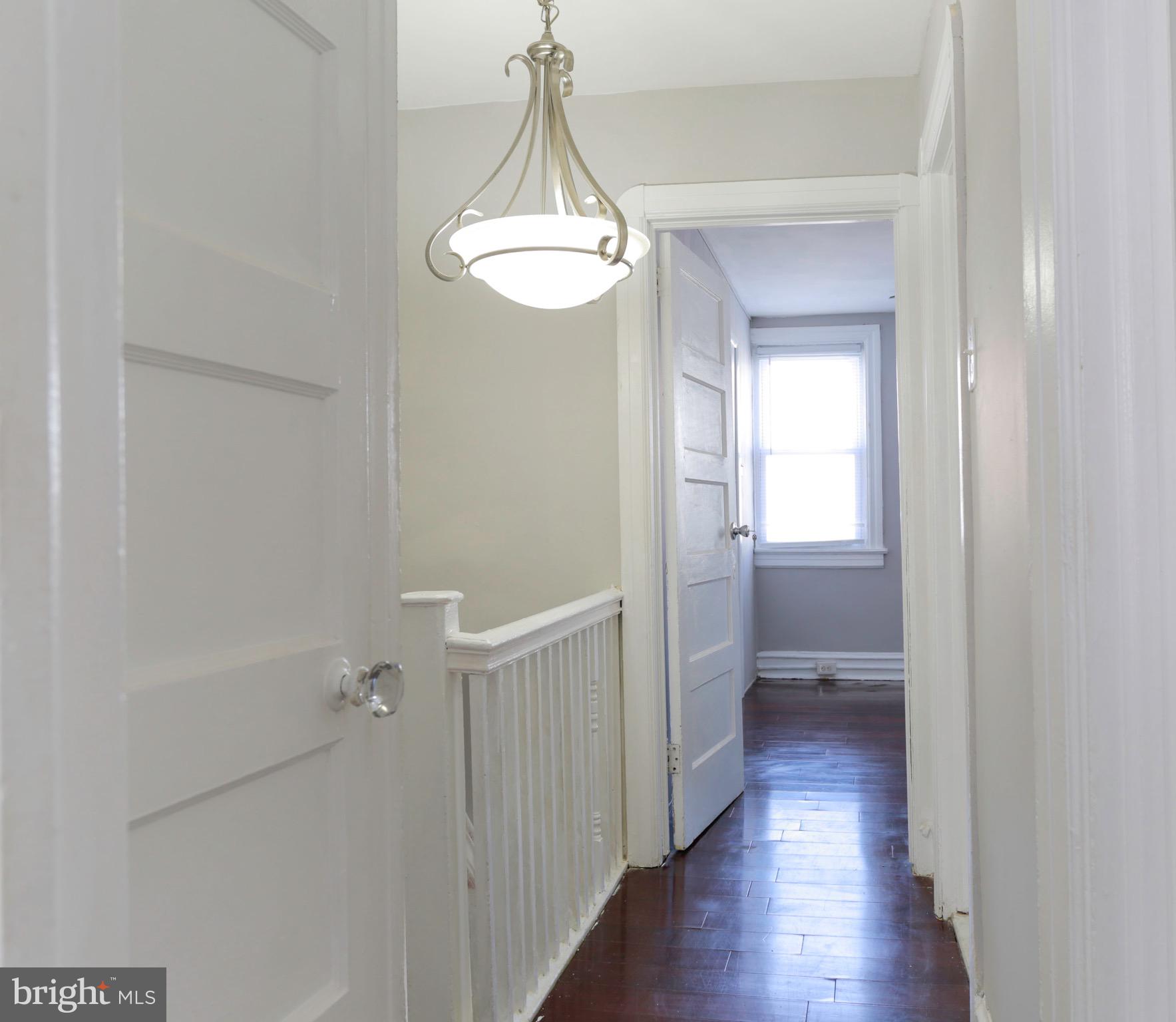 516 Hampden Road Upper Darby, PA 19082 - Photo 5 of 21