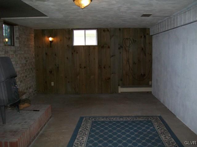 5682 Schantz Road Emmaus, PA 18049 - Photo 10 of 12 Gallery Image 10