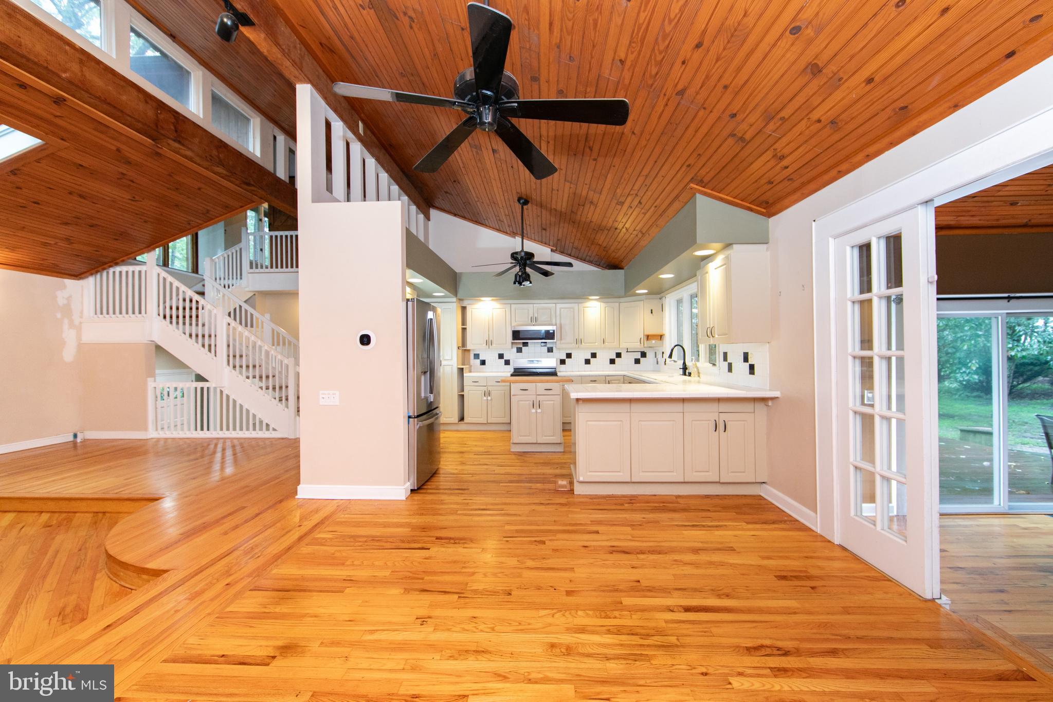 18 Tomahawk Court Medford, NJ 08055 - Photo 25 of 68 Kitchen & Dining Areas