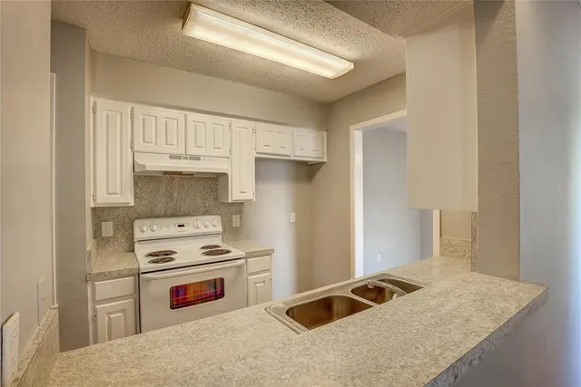 $1,195 | 803 Treadwell Court, Unit A, Hurst, TX 76053