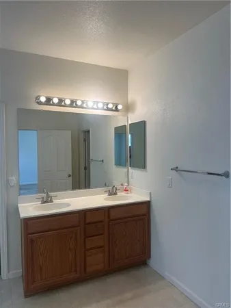 $549,000 | 17385 Stone Celler Way, Lathrop, CA 95330
