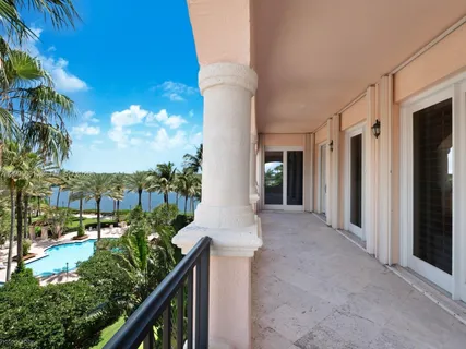 $1,399,999 | 13643 Deering Bay Drive, Unit 146, Coral Gables, FL 33158