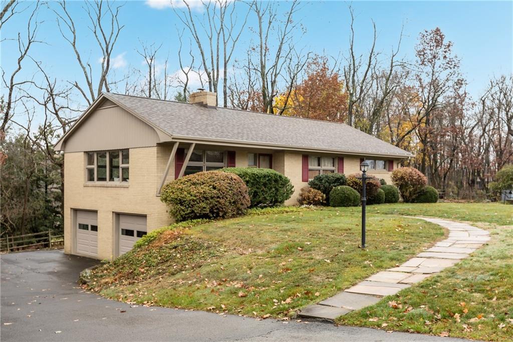 629 Ravencrest Road Pittsburgh, PA 15215 - Photo 2 of 25 Gallery Image 2