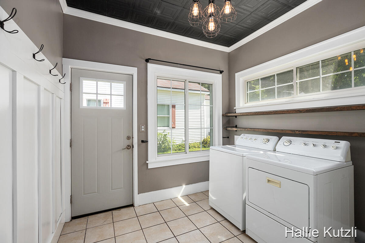 504 South Bridge Street Belding, MI 48809 - Photo 20 of 50 IMG_1017