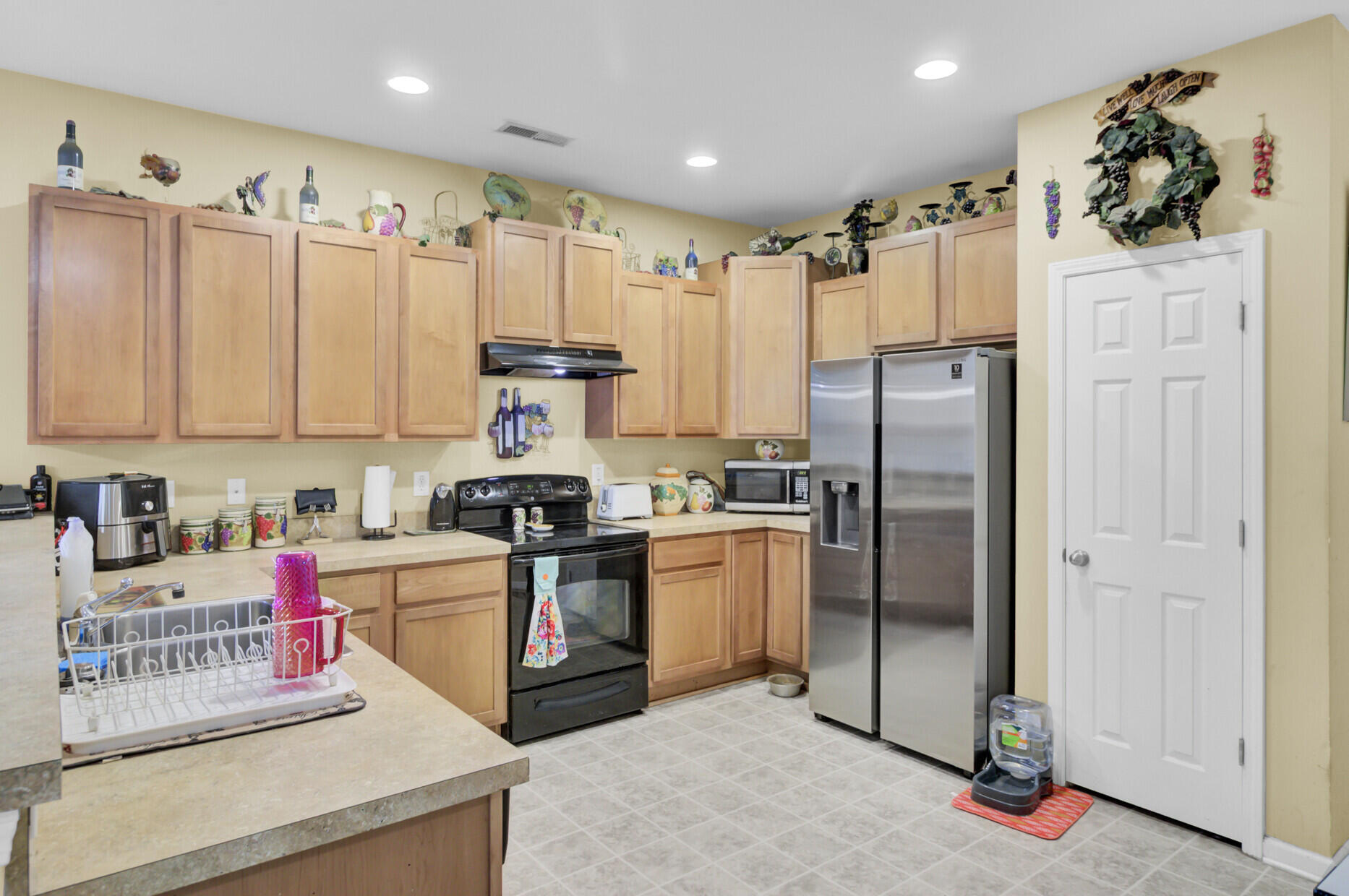 417 Tallow Court Moncks Corner, SC 29461 - Photo 7 of 32 14_14_mls