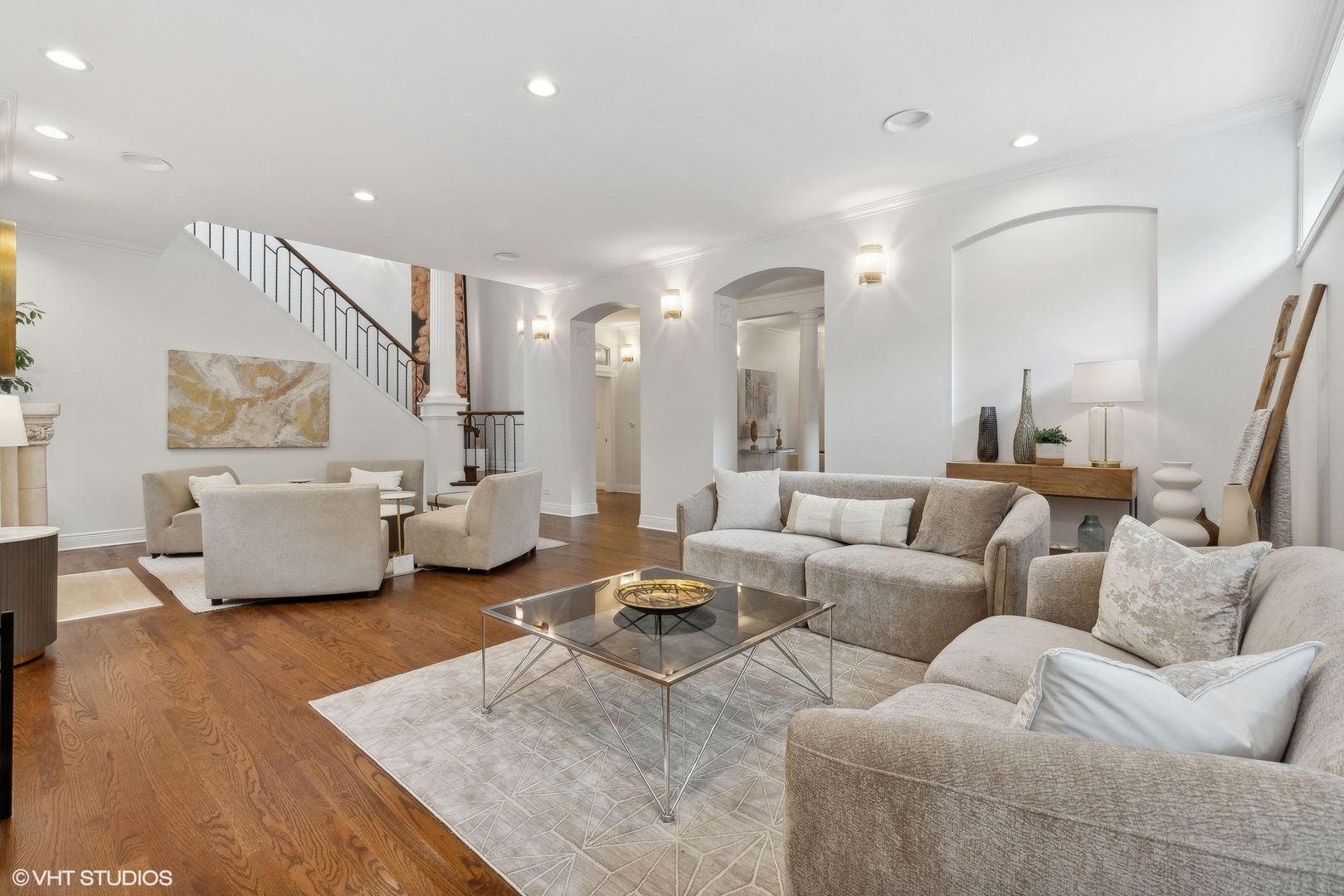 2309 North Geneva Terrace Chicago, IL 60614 - Photo 7 of 43