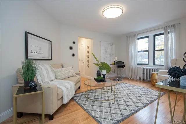 $2,100 | 381 Broadway, Unit 1E, Dobbs Ferry, NY 10522