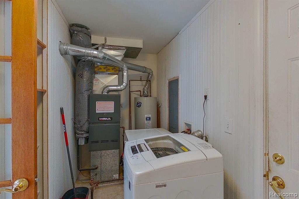 10040 Clark Road Davison, MI 48423 - Photo 20 of 35