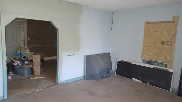 $495 | 125 North Farmer Avenue, Crosbyton, TX 79322