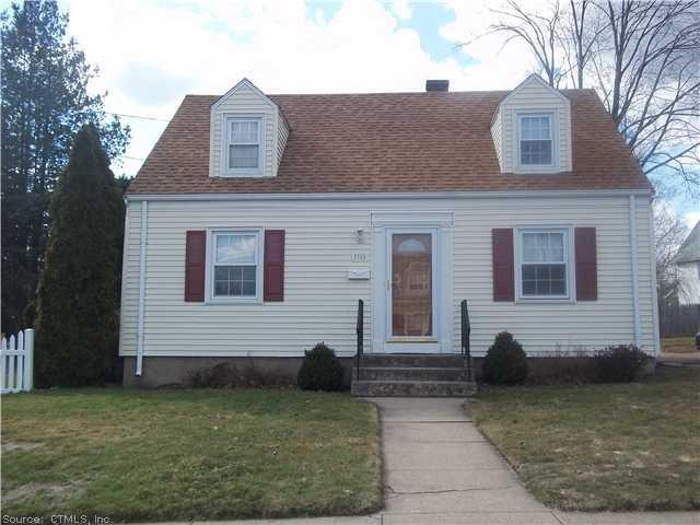 35 Rockview Road Hamden, CT 06514 - Photo 1 of 1 Exterior Front.
