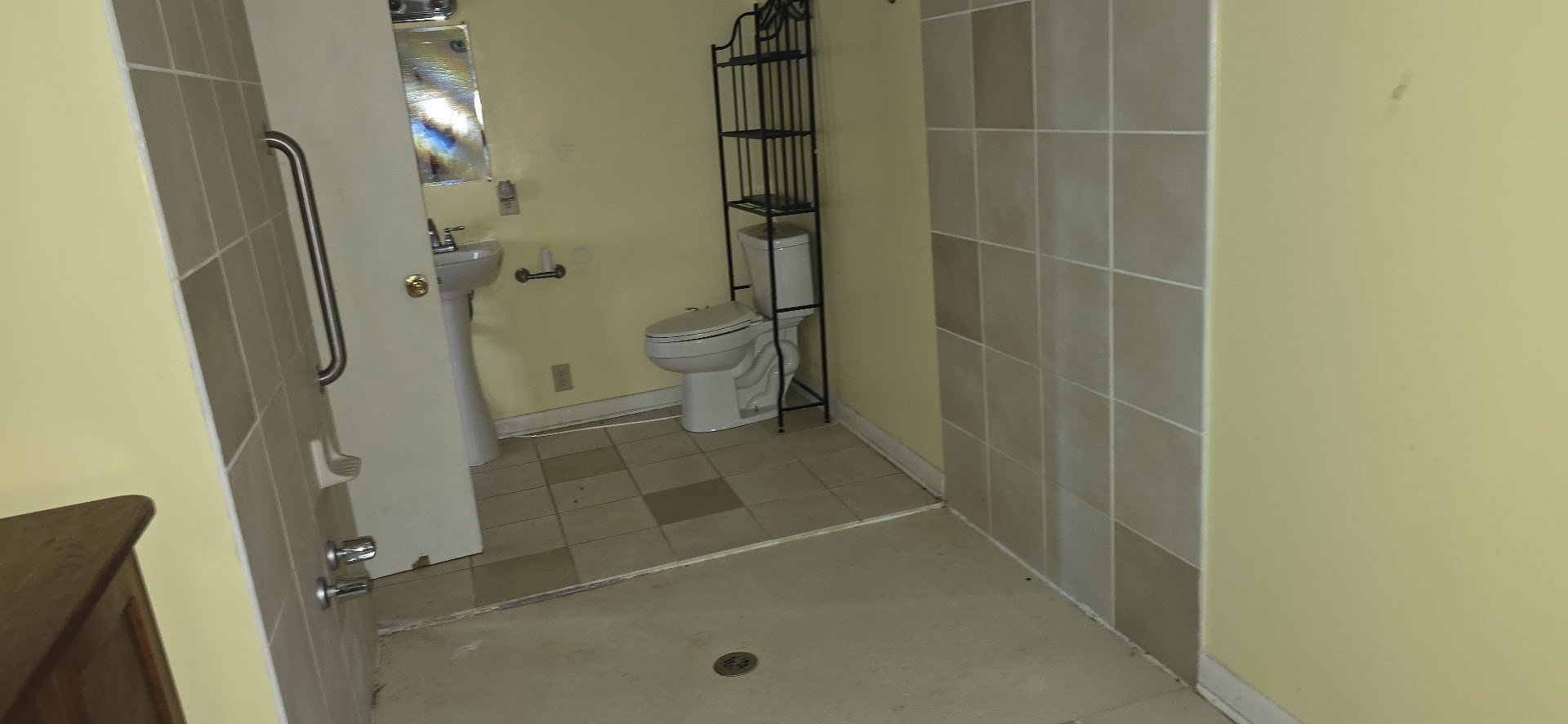 117 Pleasant View Road White Bluff, TN 37187 - Photo 16 of 21 a bathroom with a glass shower door