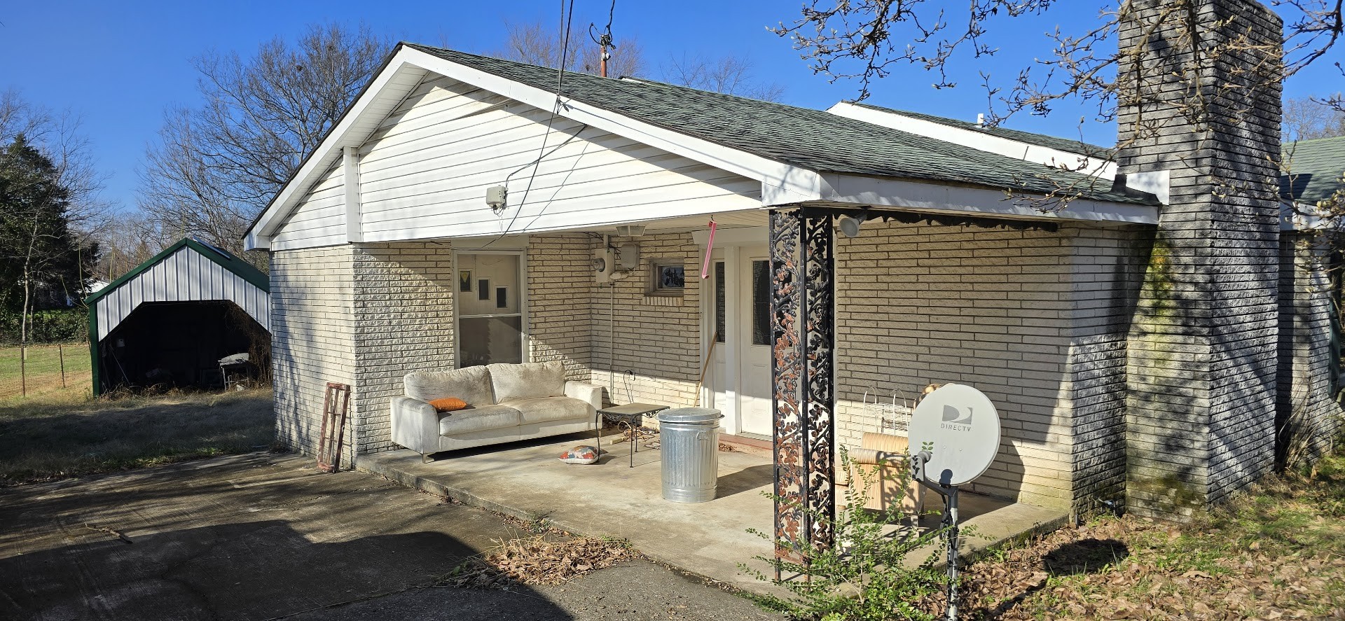 117 Pleasant View Road White Bluff, TN 37187 - Photo 4 of 21 a front view of a house with parking