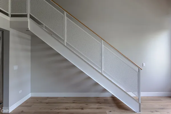 $2,935 | 729 North Sangamon Street, Unit 302, Chicago, IL 60642