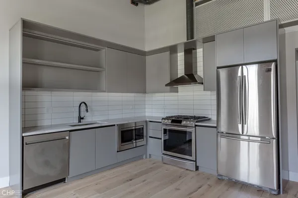 $2,935 | 729 North Sangamon Street, Unit 302, Chicago, IL 60642