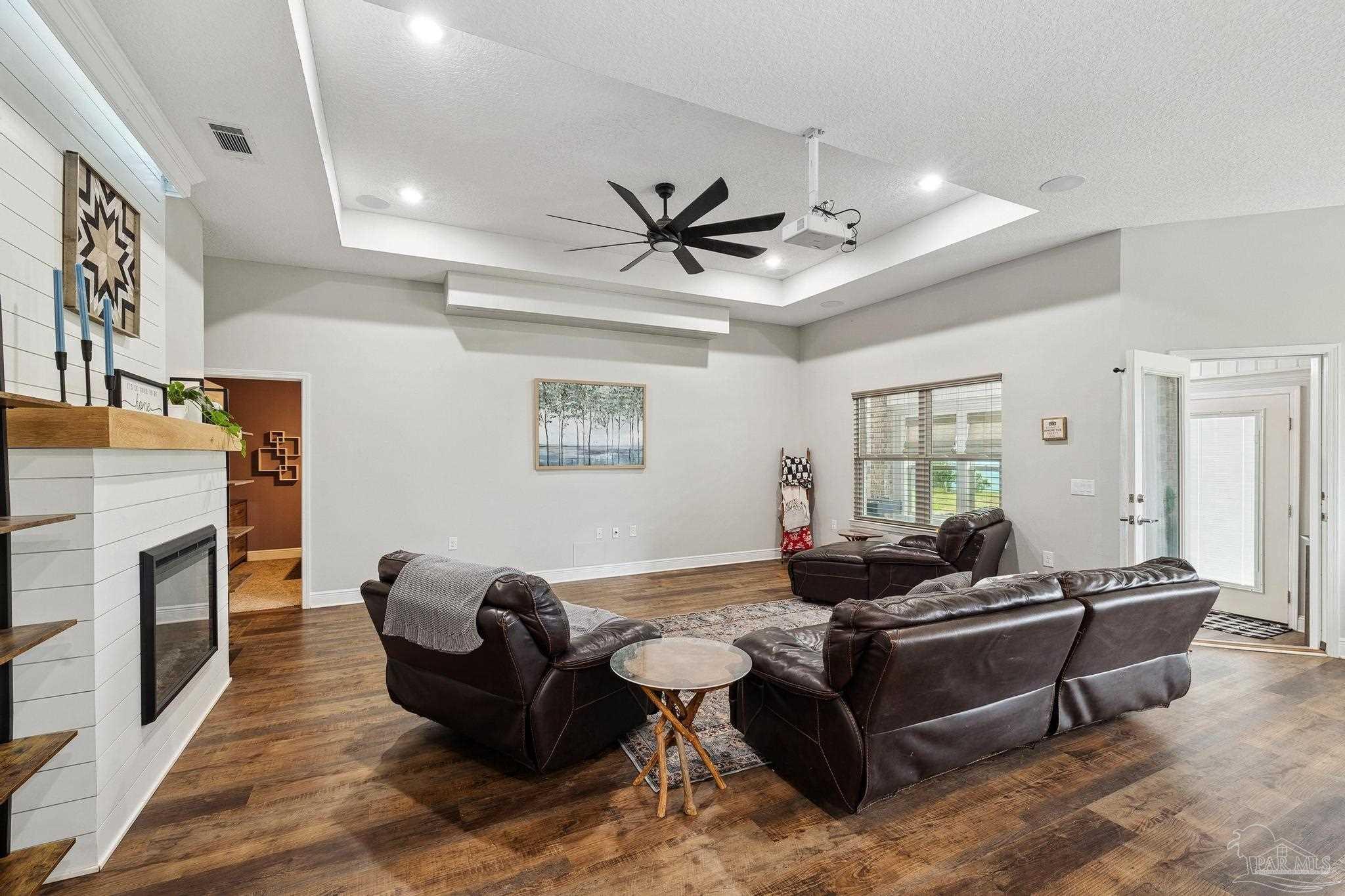 546 Griswold Road Jay, FL 32565 - Photo 4 of 46