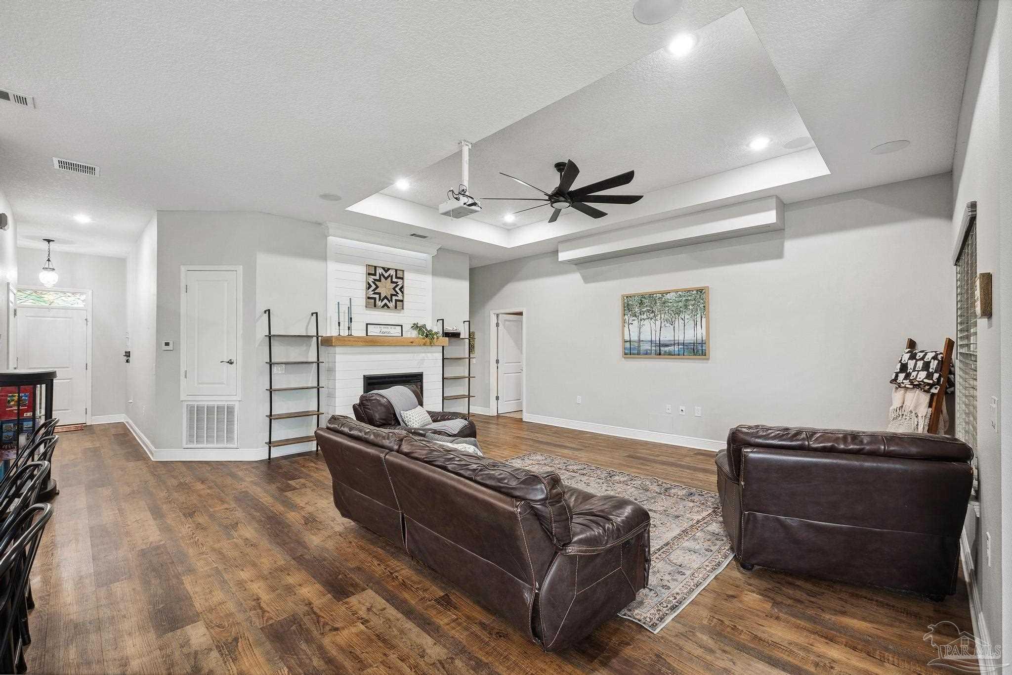 546 Griswold Road Jay, FL 32565 - Photo 5 of 46