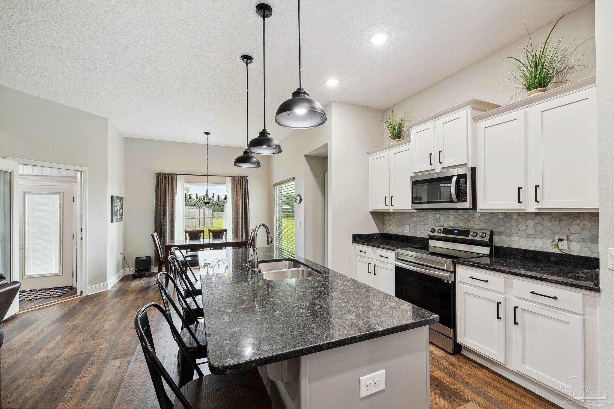 546 Griswold Road Jay, FL 32565 - Photo 9 of 46