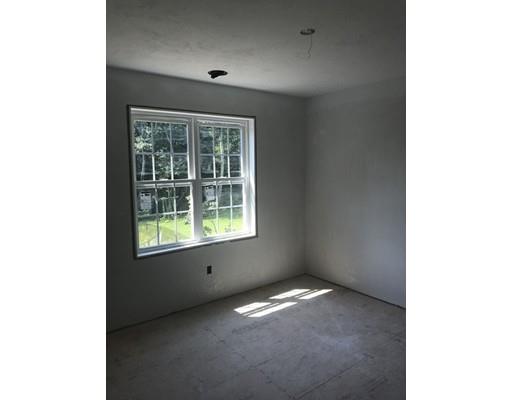 19 Hyde Road Charlton, MA 01507 - Photo 14 of 18 Gallery Image 14