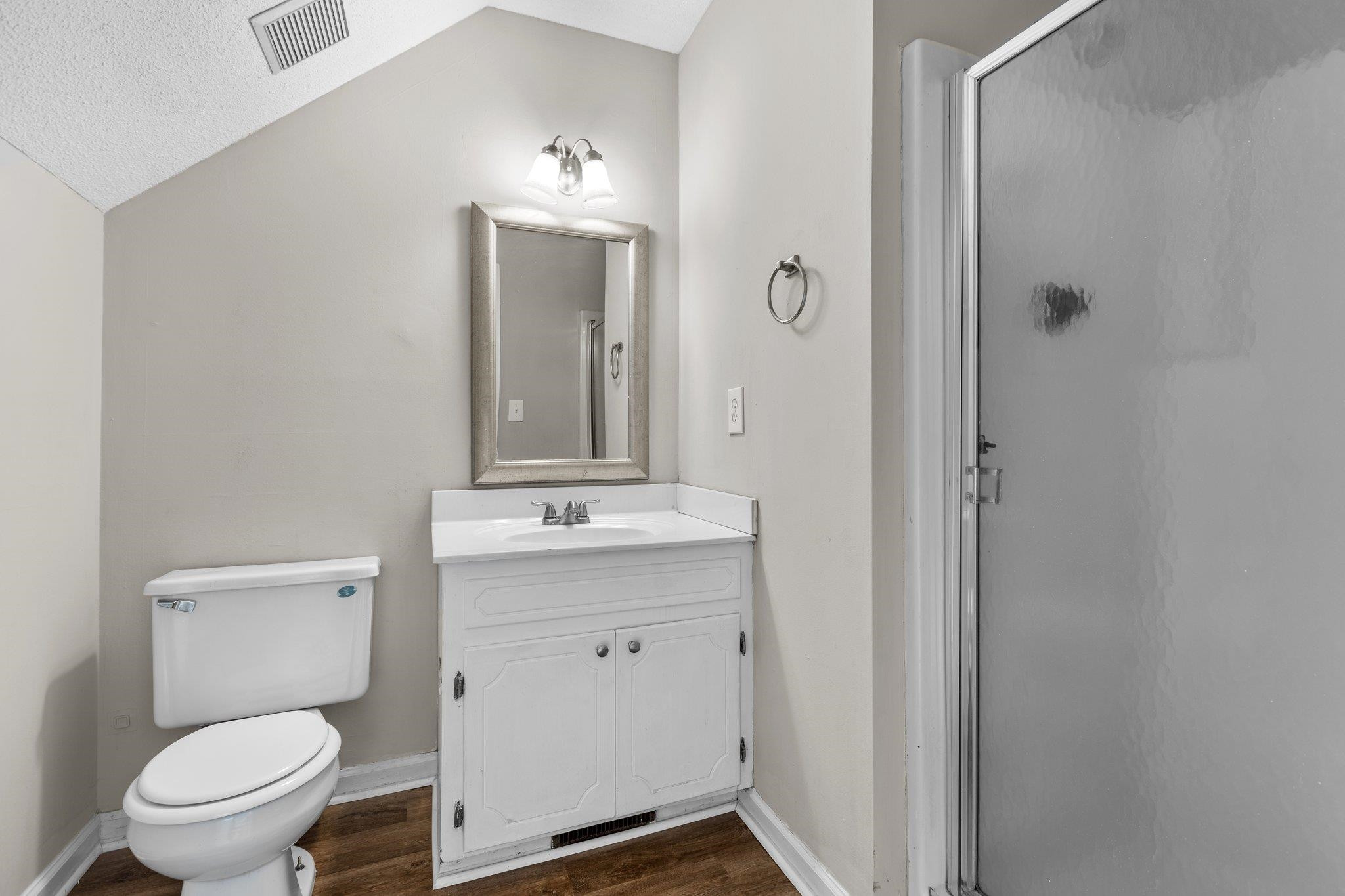 1917 Ranch Mill Circle Raleigh, NC 27610 - Photo 18 of 30 Owner Bath