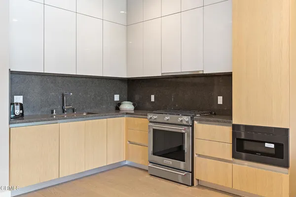 $4,200 | 388 Cordova Street, Unit 305, Pasadena, CA 91101