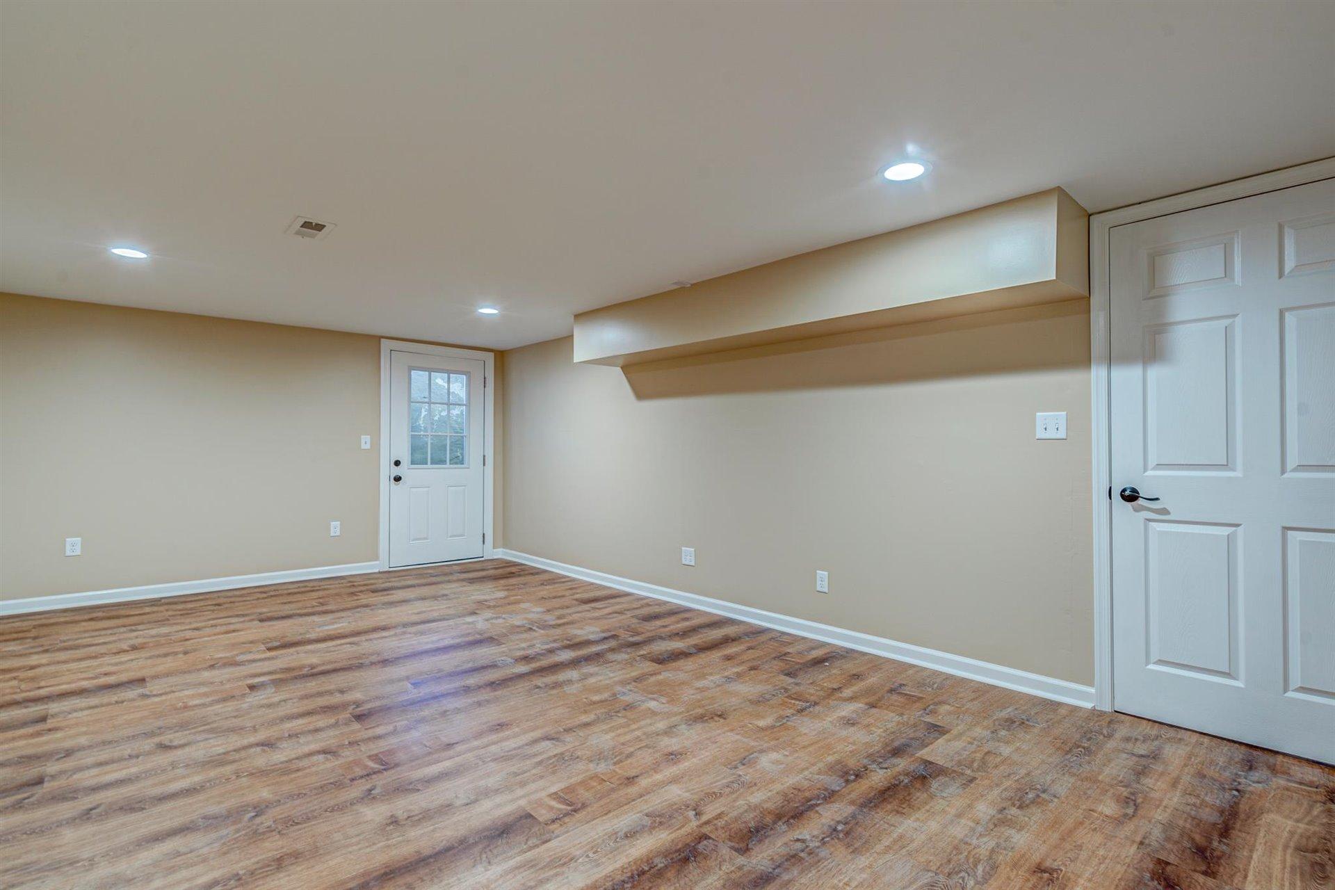398 Jamestown Road Rocky Mount, VA 24151 - Photo 27 of 42 a view of an empty room
