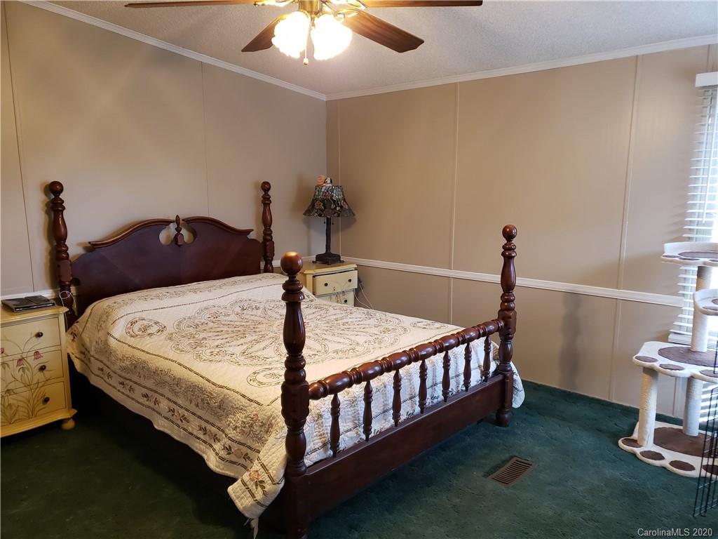 2389 Hartland Road Morganton, NC 28655 - Photo 4 of 9 Gallery Image 4