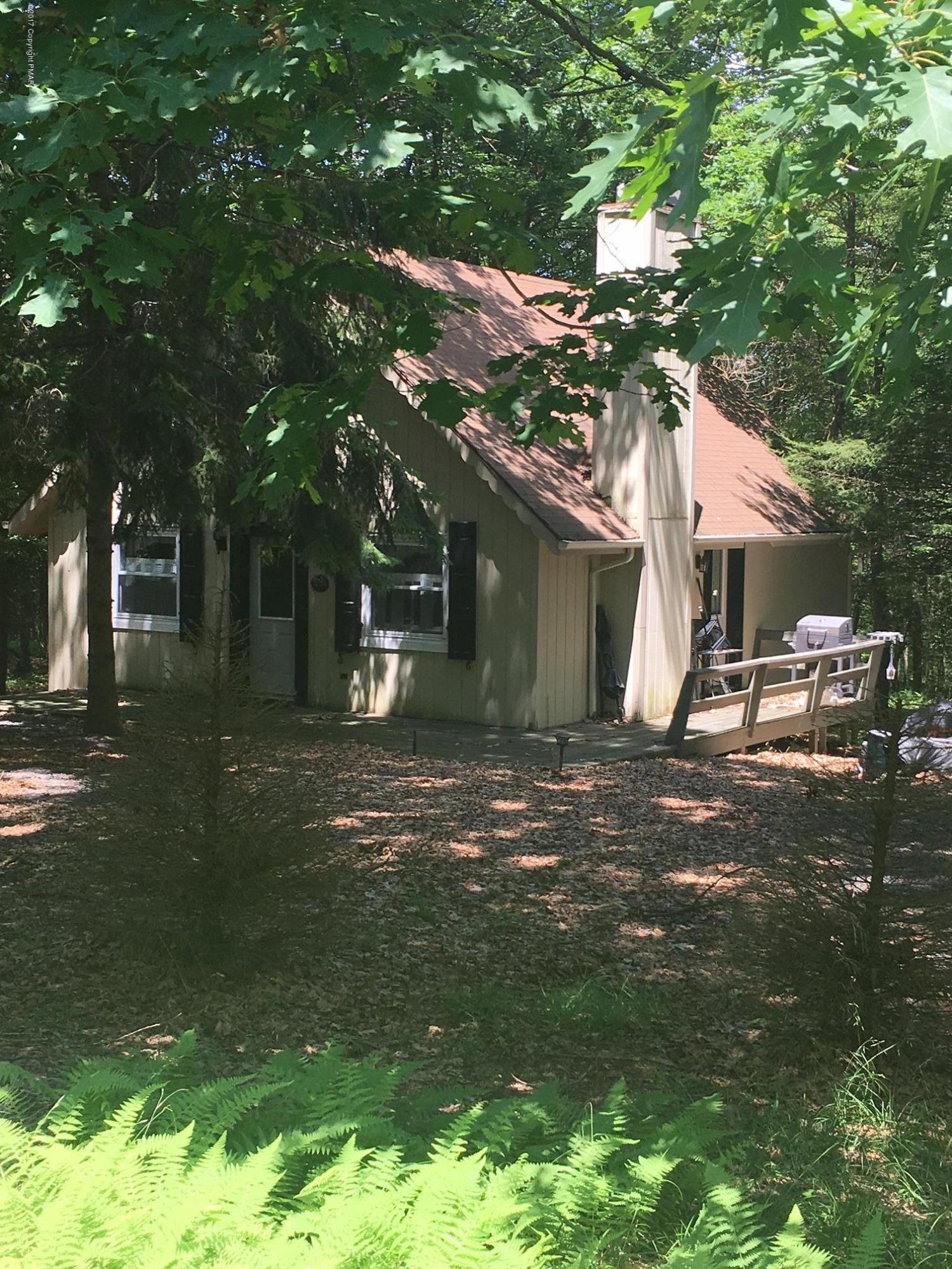 225 Brier Crest Road Blakeslee, PA 18610 - Photo 1 of 19 IMG_3293