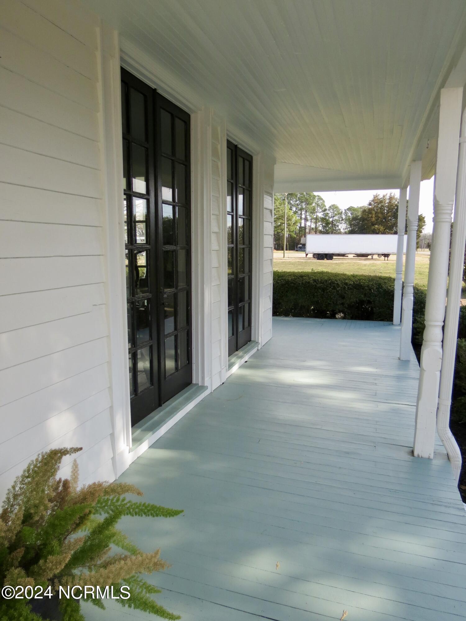 349 Yeopim Road Edenton, NC 27932 - Photo 5 of 72 IMG_4267