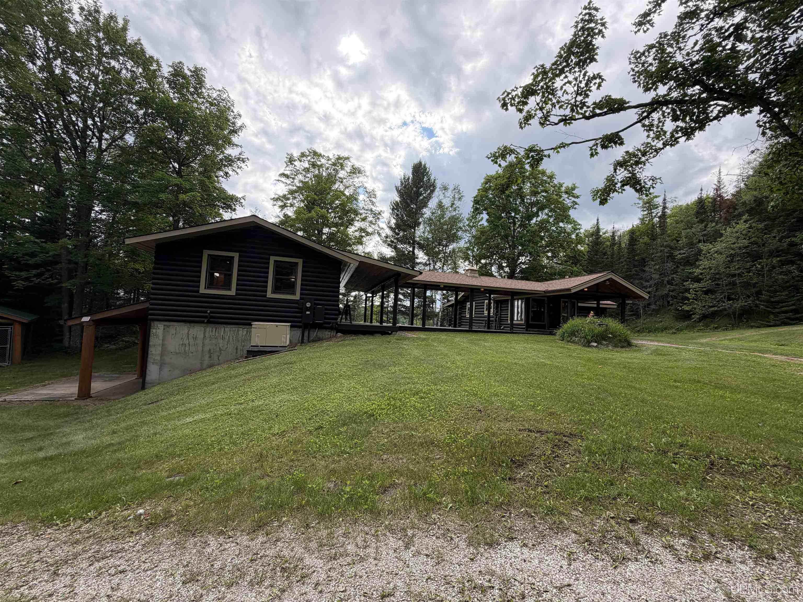 1798 Chief Lake Road Republic, MI 49879 - Photo 4 of 99