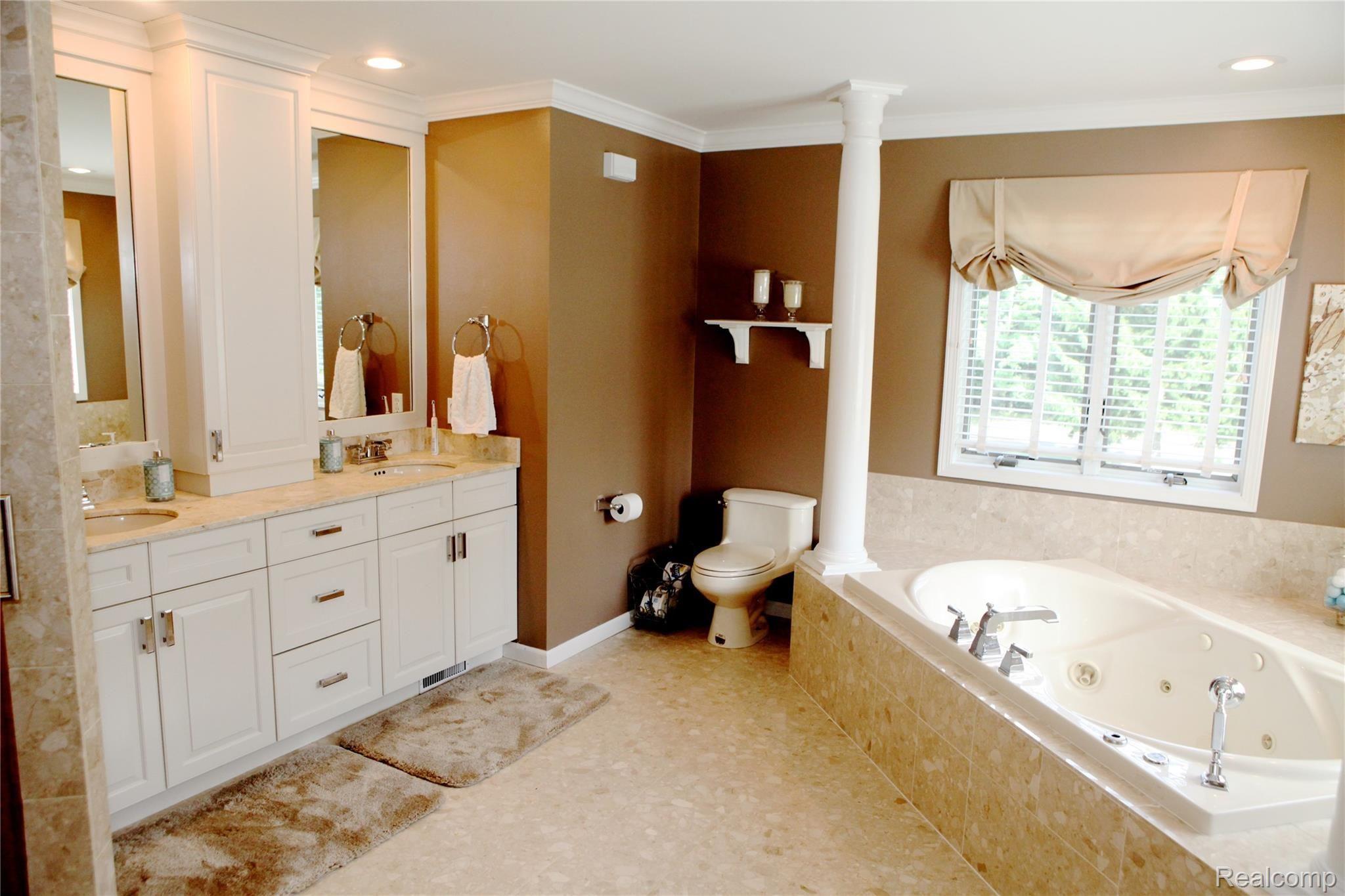 11483 Denton Hill Road Fenton, MI 48430 - Photo 24 of 43 IMG_3782.JPG