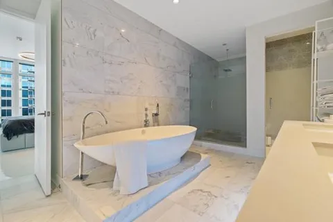 $2,265,000 | 45 Ivan Allen Jr Boulevard Northwest, Unit 2701, Atlanta, GA 30308