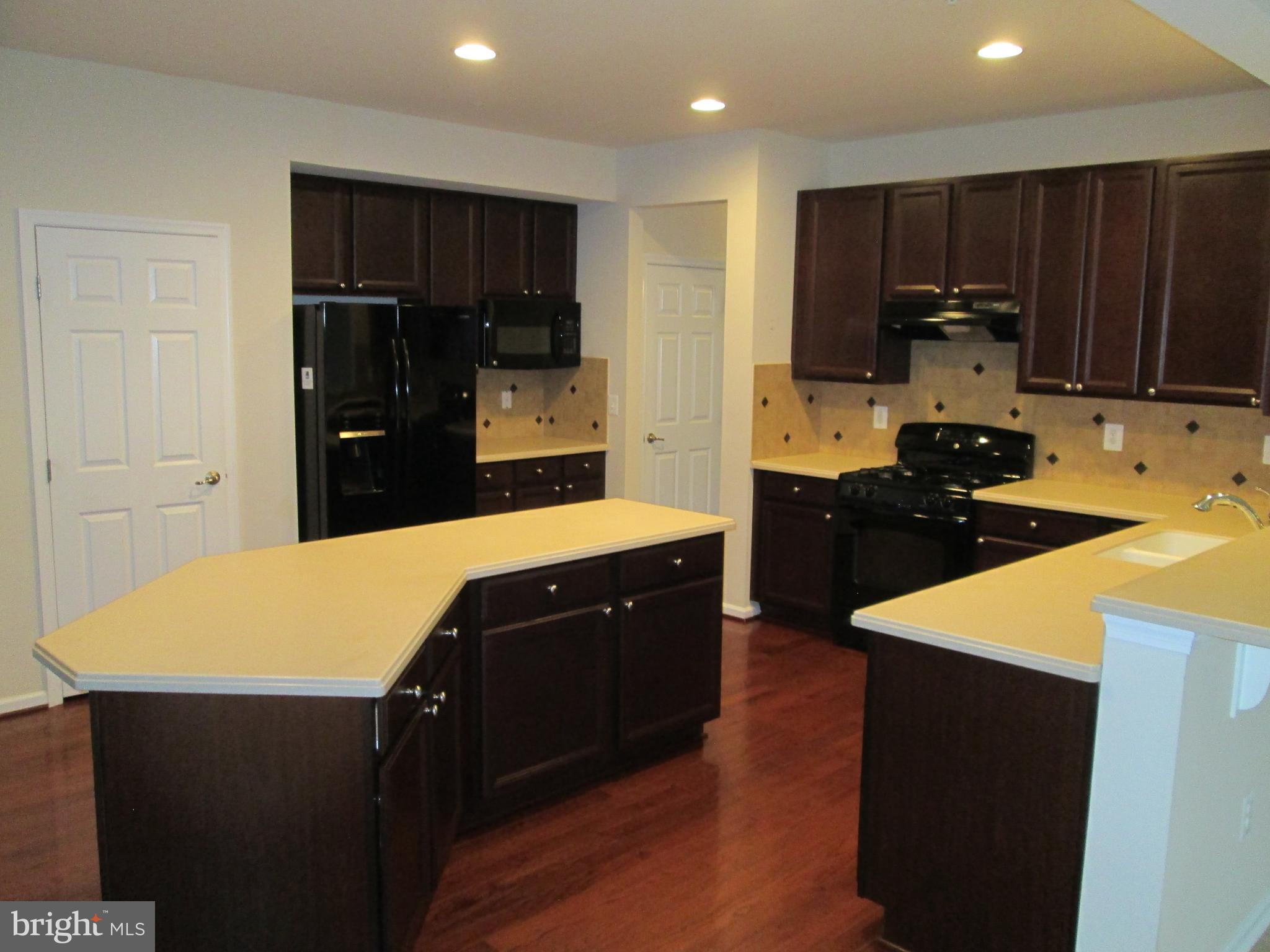 900 Gladway Road Baltimore, MD 21220 - Photo 8 of 68 Gourmet Kitchen view 2