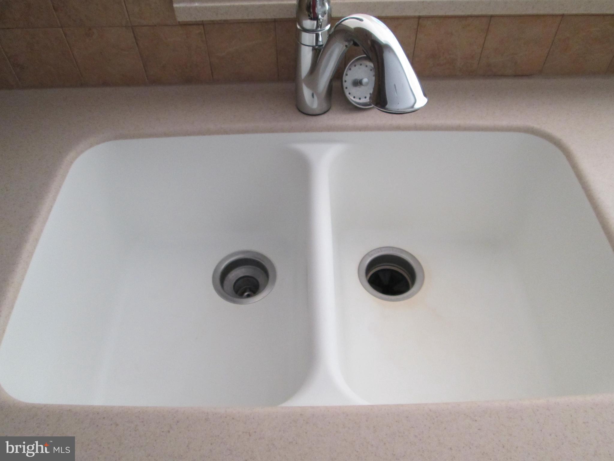 900 Gladway Road Baltimore, MD 21220 - Photo 9 of 68 Deep Double Bowl Ceramic Sink w/Garbage Disposal