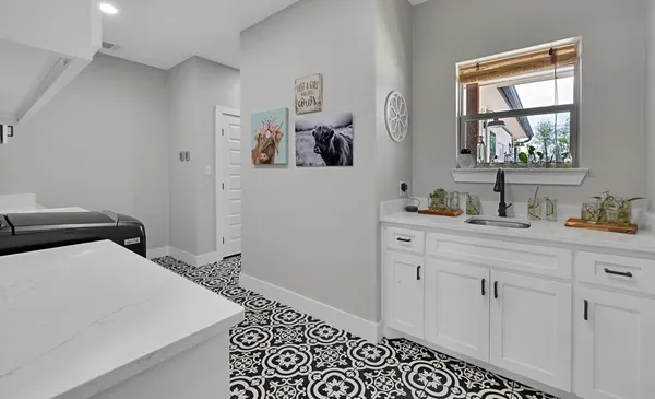 $995,000 | 633 North Stovall Drive, Waco, TX 76706