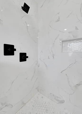 $995,000 | 633 North Stovall Drive, Waco, TX 76706