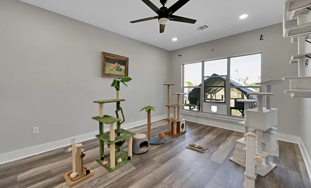 $995,000 | 633 North Stovall Drive, Waco, TX 76706