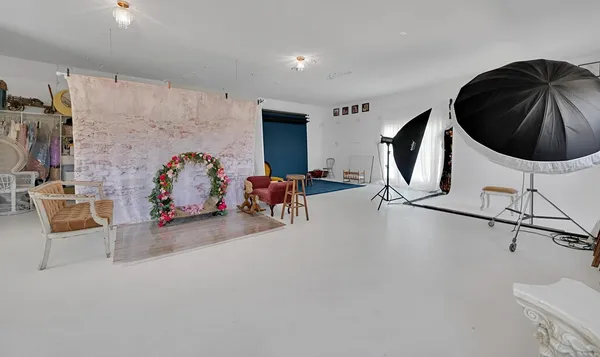 $995,000 | 633 North Stovall Drive, Waco, TX 76706